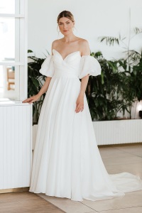 Savannah For When You Know wedding dresses