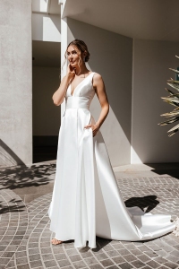 Erin Wendy Makin wedding dresses