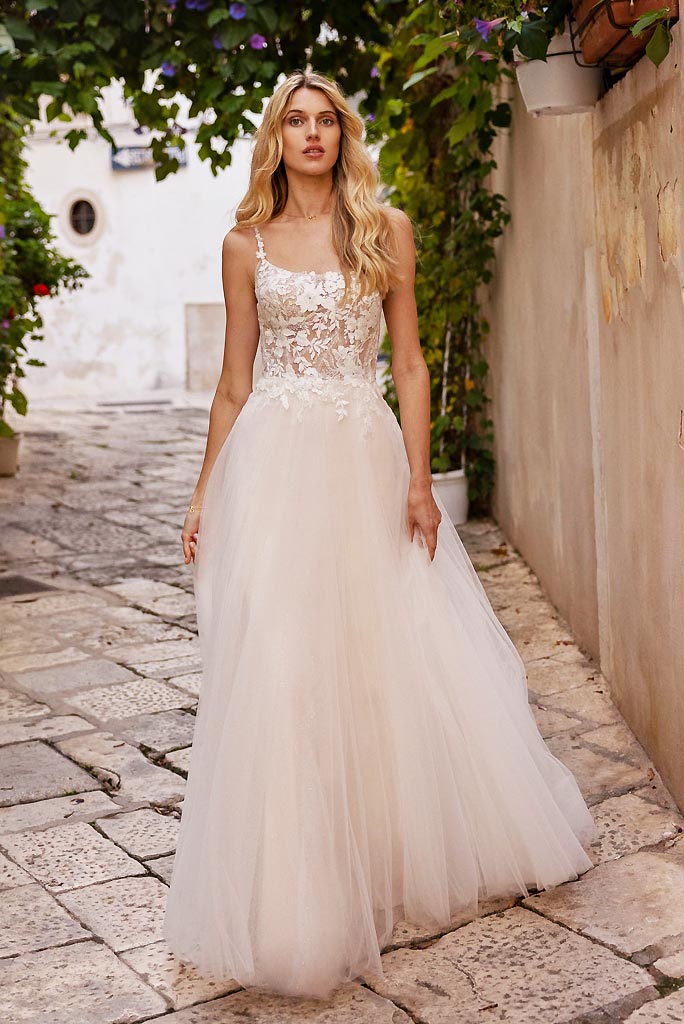 bridal gowns modeca